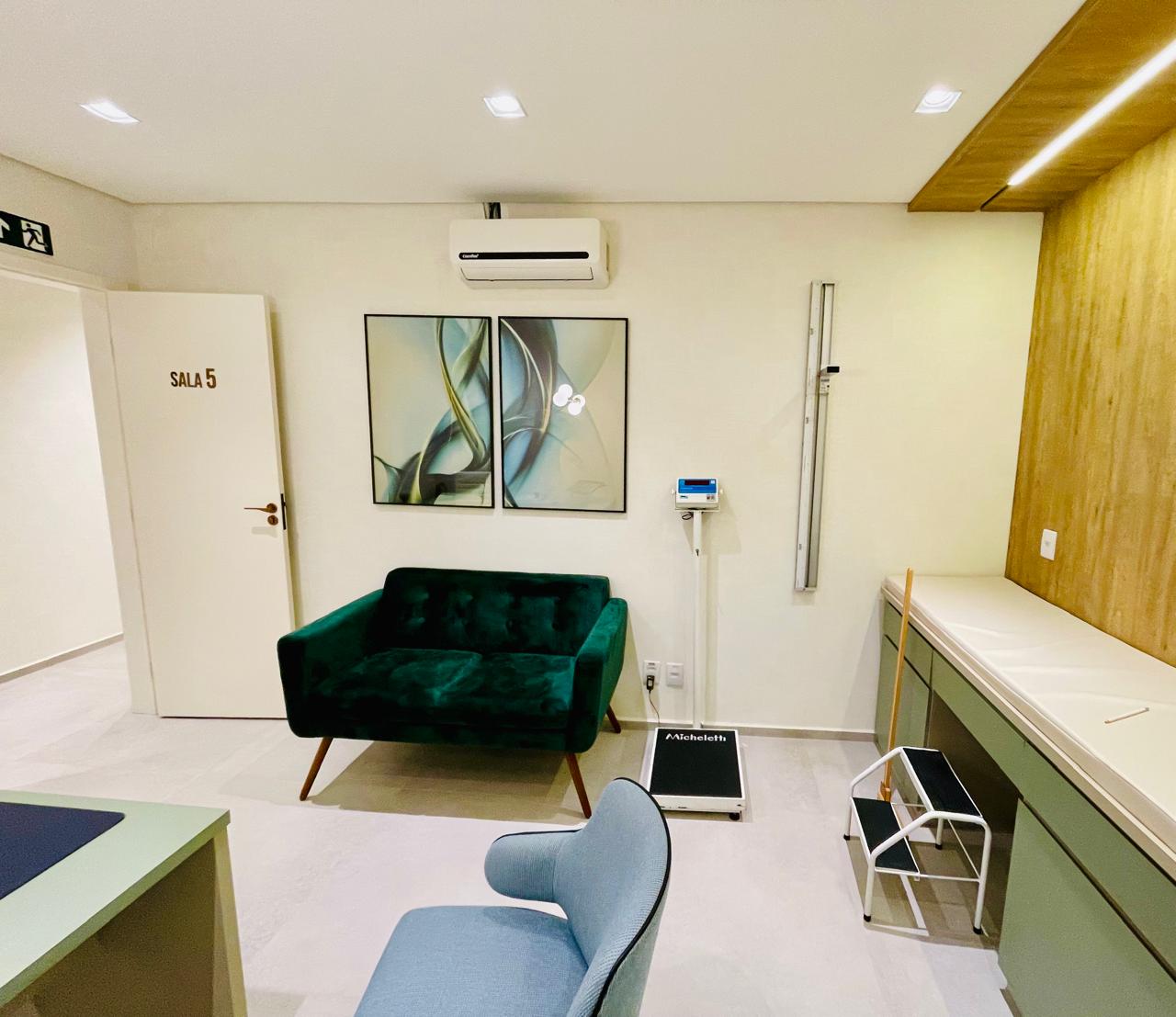 Sala interna da clínica